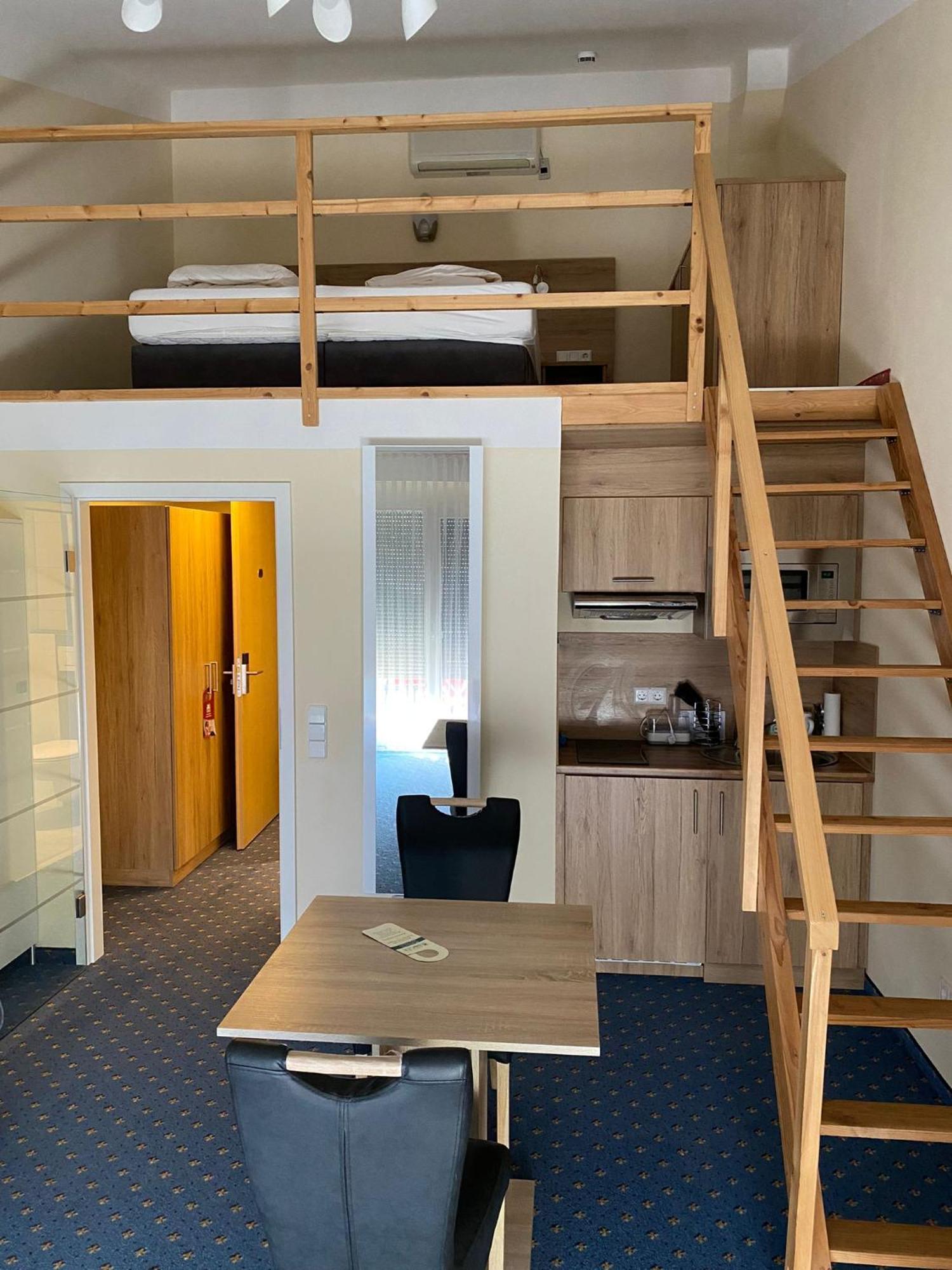 Flair Hotel Landgasthof Roger Löwenstein Kültér fotó