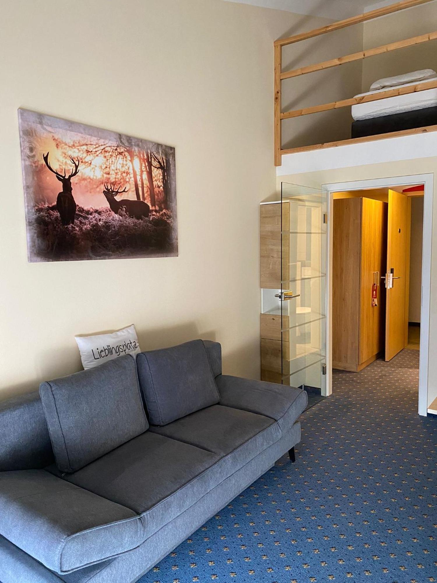 Flair Hotel Landgasthof Roger Löwenstein Kültér fotó