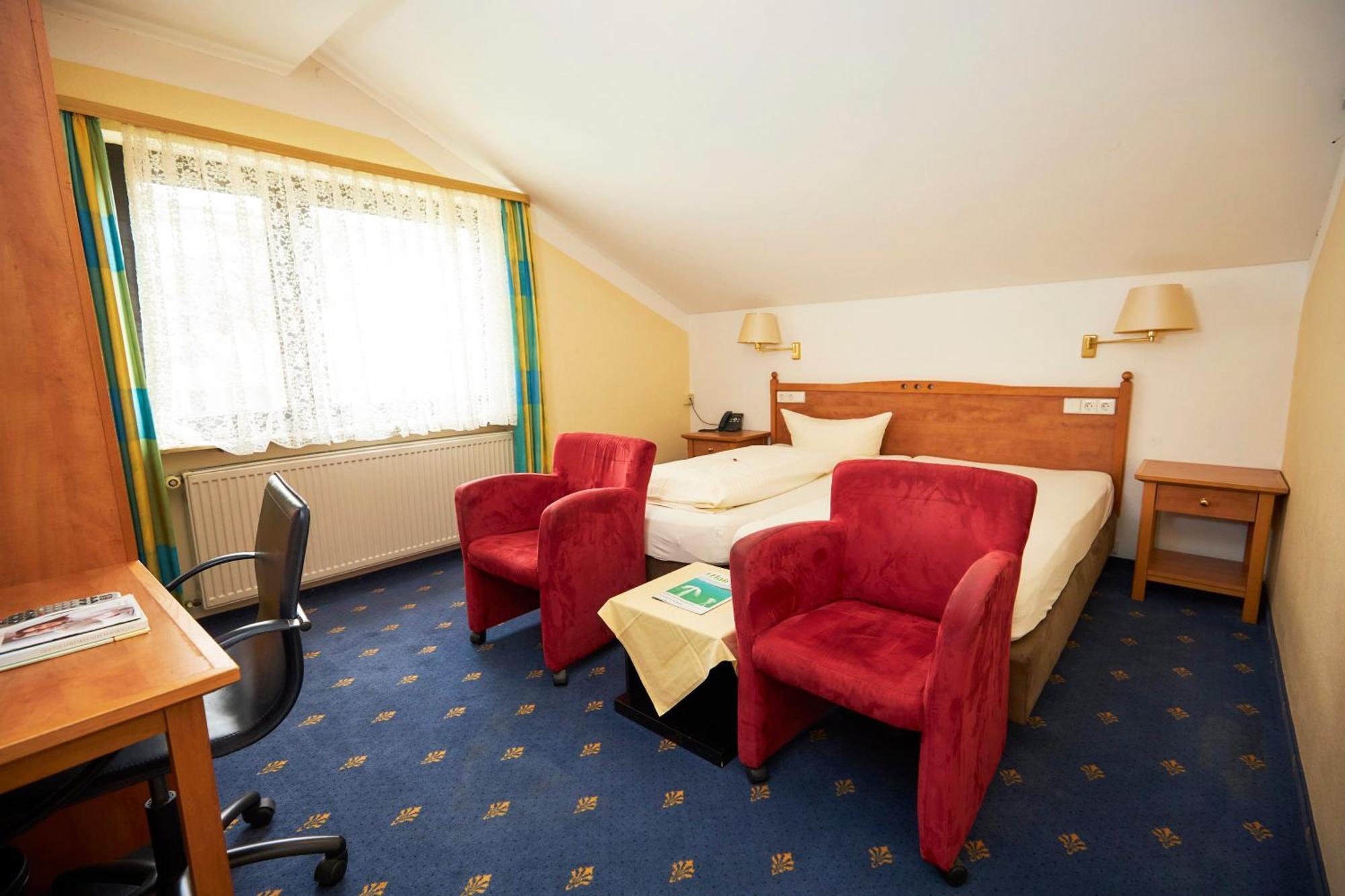 Flair Hotel Landgasthof Roger Löwenstein Kültér fotó