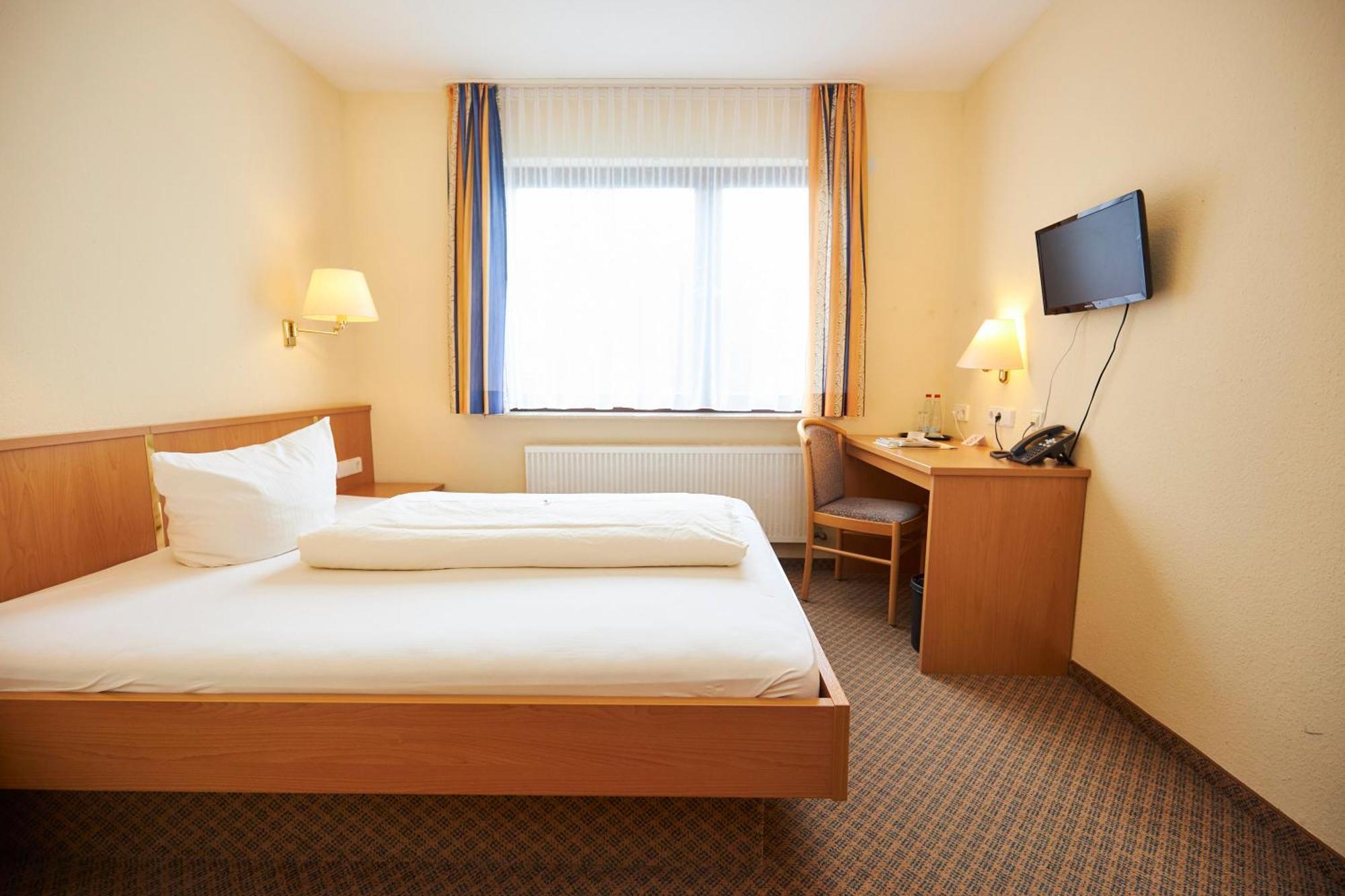 Flair Hotel Landgasthof Roger Löwenstein Kültér fotó