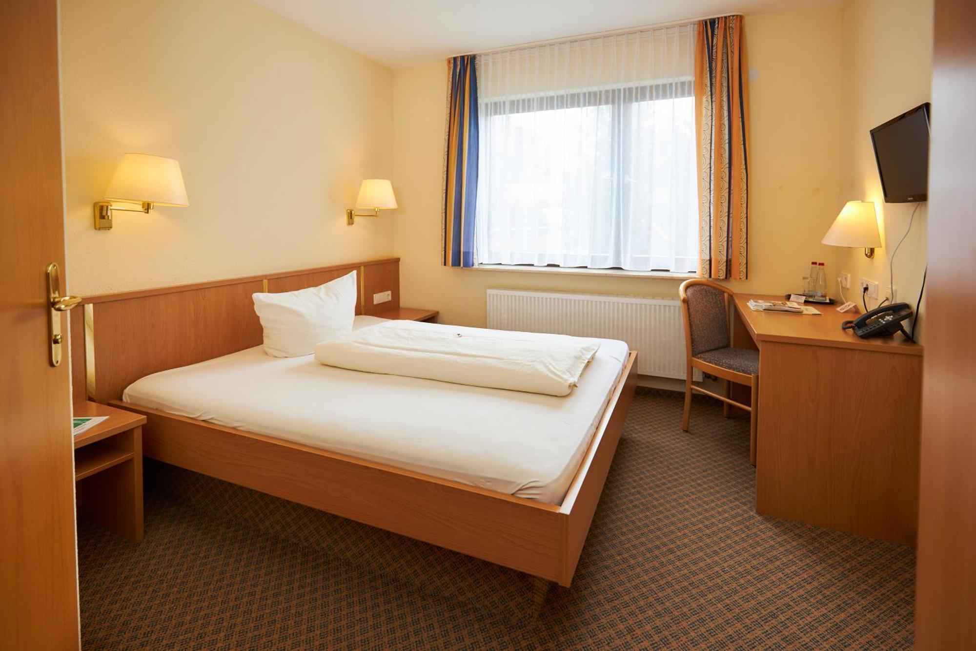 Flair Hotel Landgasthof Roger Löwenstein Kültér fotó