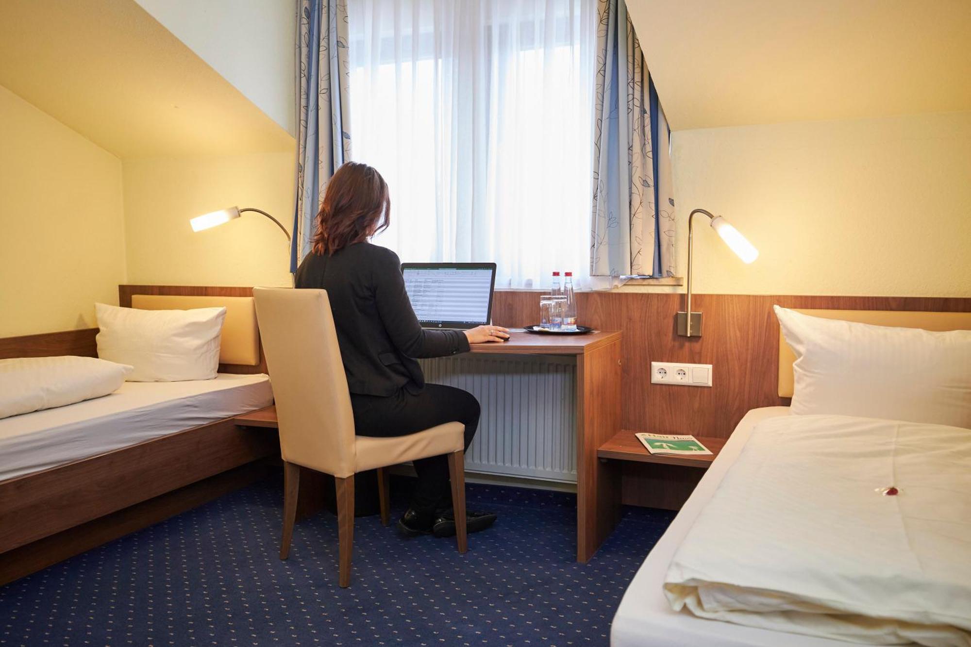Flair Hotel Landgasthof Roger Löwenstein Kültér fotó
